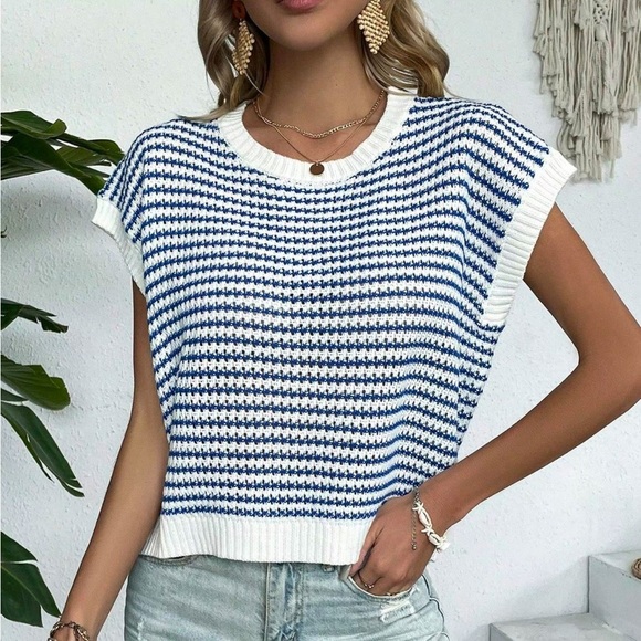 Striped Round Neck Sleeveless Sweater Blue and White Size XL - Picture 1 of 6